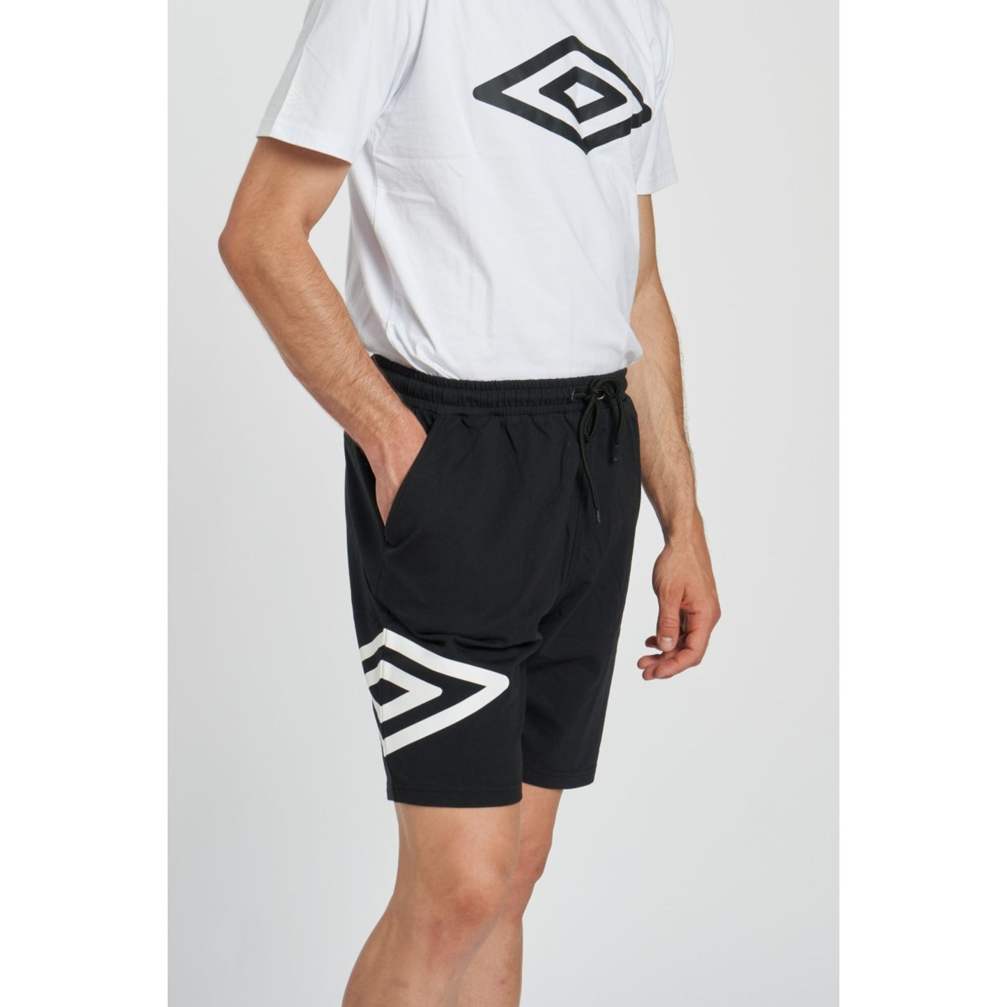 Bermuda hombre Umbro OCTANS (3 COLORES)