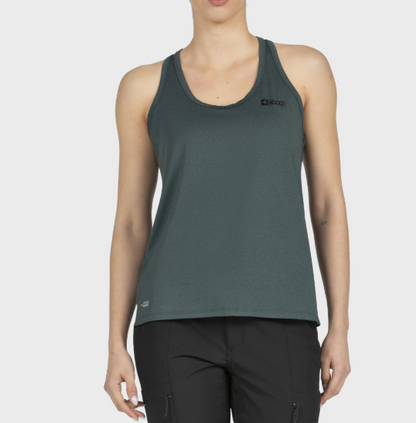 5647758
